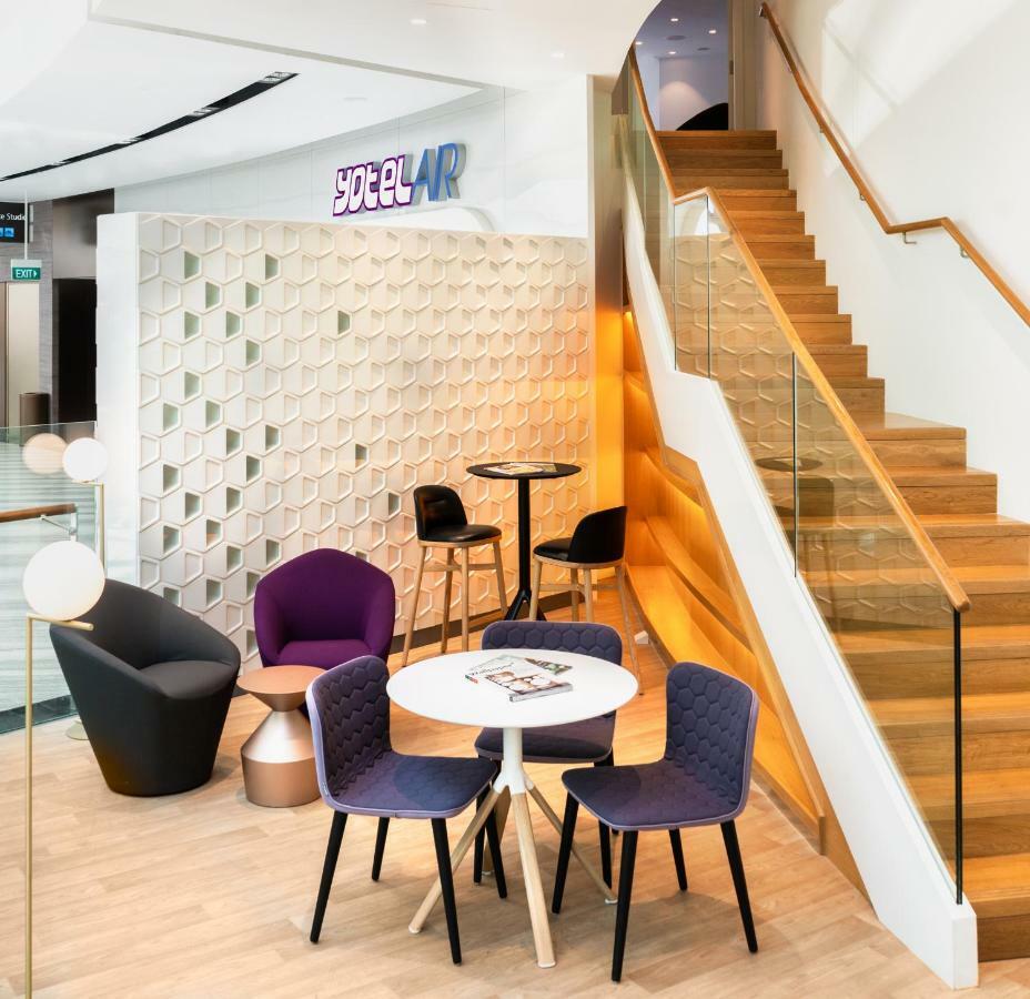 Yotelair Singapore Changi Airport Landside Exterior foto